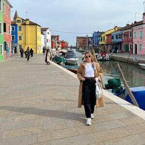 Meet your Posher, Amber